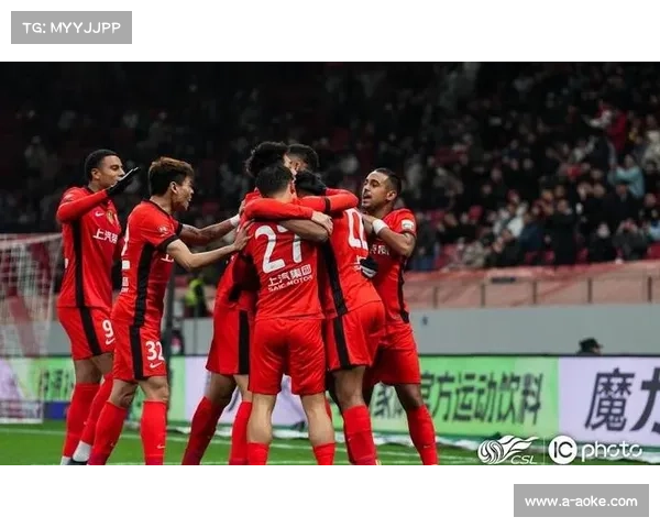 上海海港四大核心缺席首发 无耻之名再度引发热议